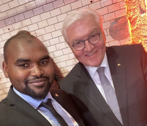 Zain Al-Khatir mit Bundespräsident Steinmeier